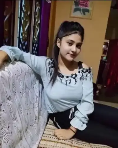 Call Girls Service in Yelandur